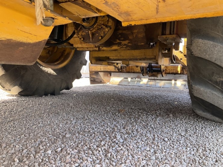 deere-210le-image-28