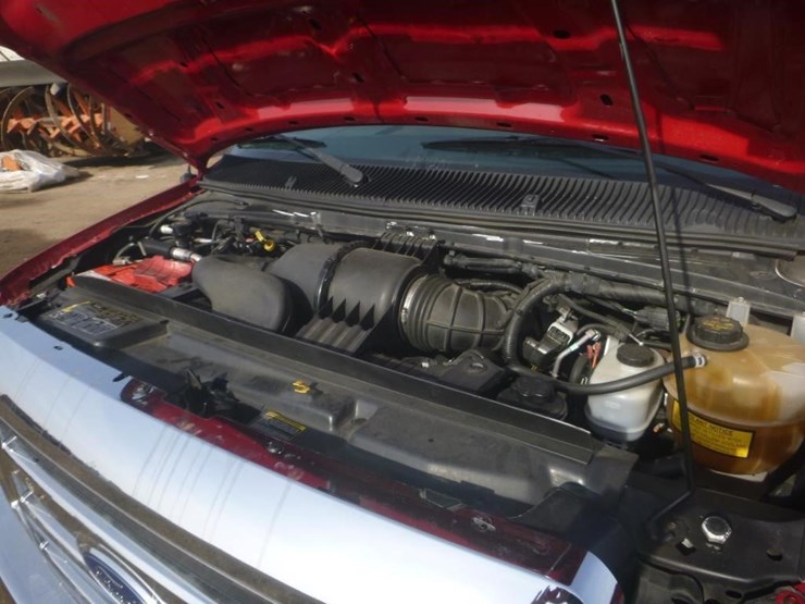 2017-ford-e350-image-13