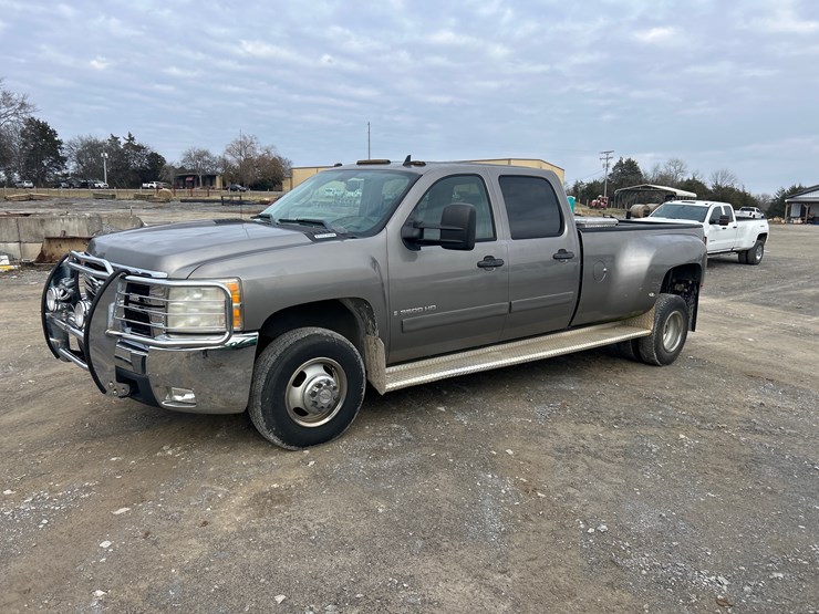 2007-chevrolet-3500-image-1