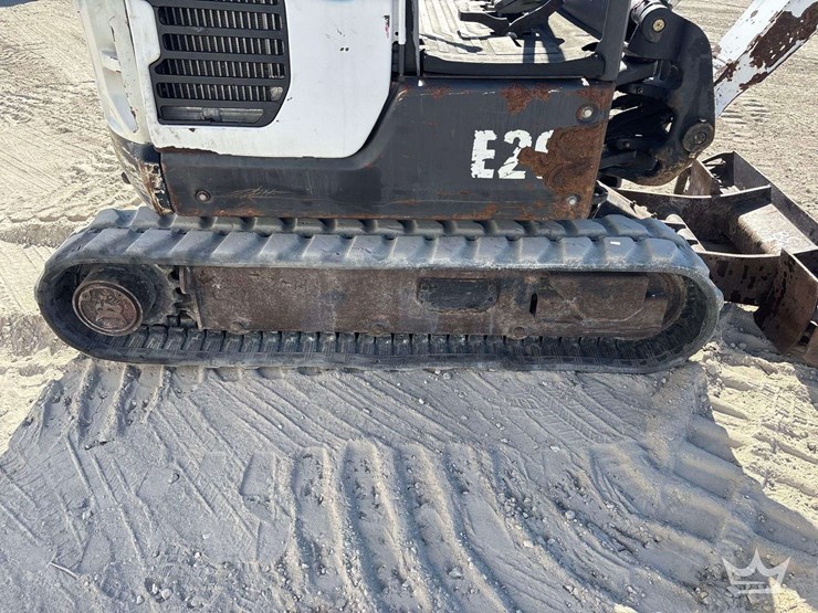 2016-bobcat-e20-image-13