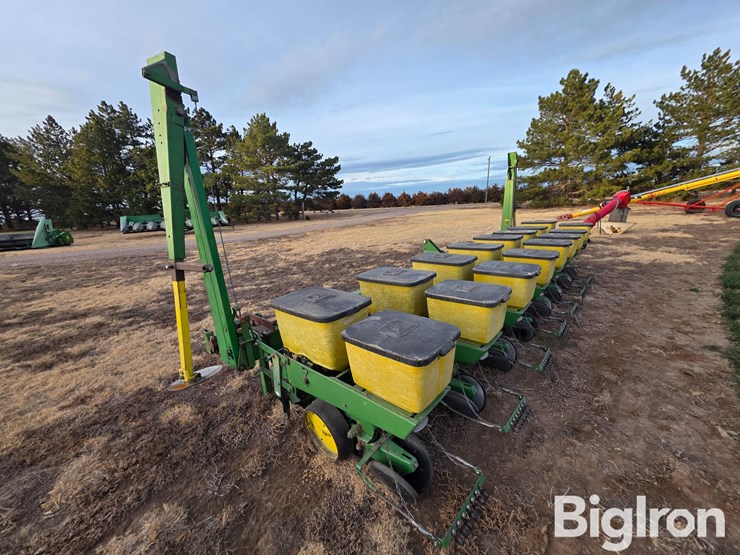 john-deere-7100-image-7