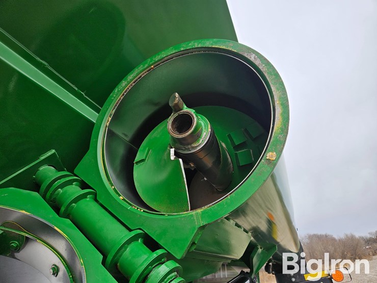 2014-brent-1082-image-10