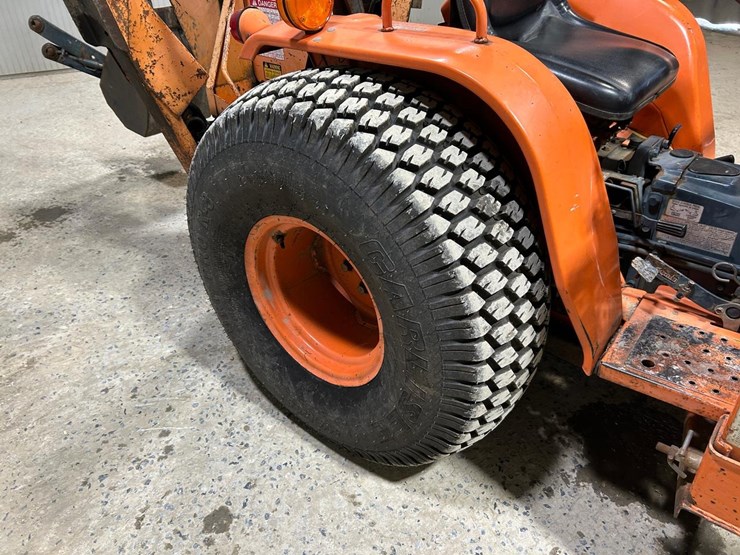 kubota-b8200-image-14