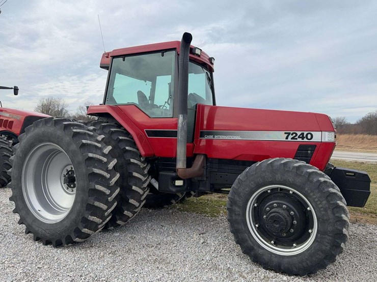 1995-case-ih-7240-image-1