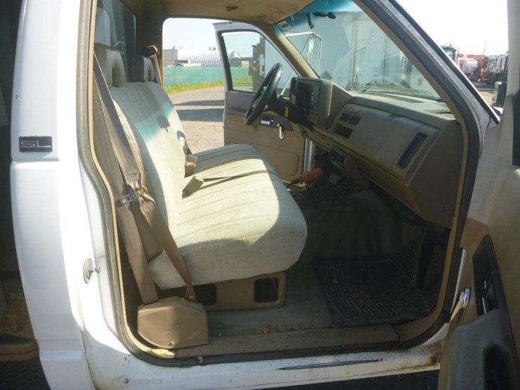 1994-gmc-3500-image-13