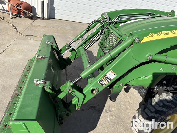 2013-john-deere-3520-image-10