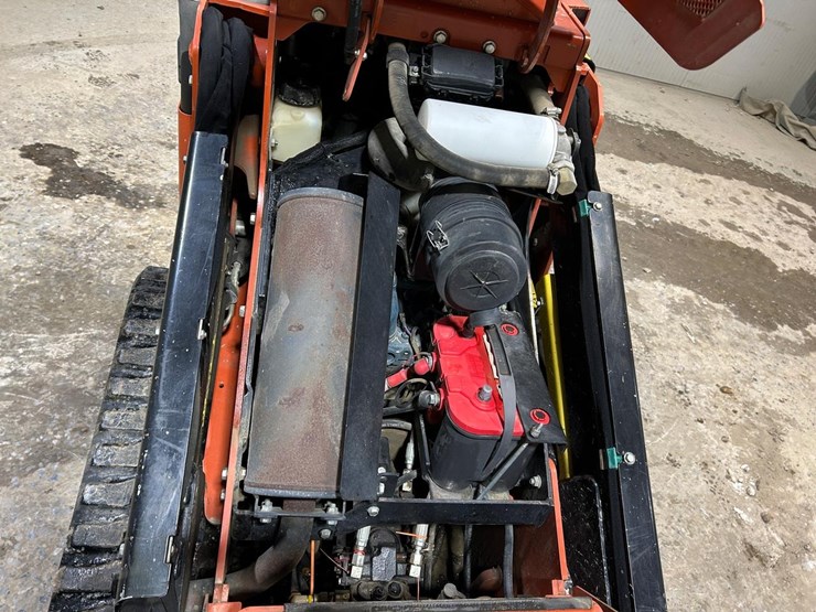 2019-ditch-witch-sk800-image-16