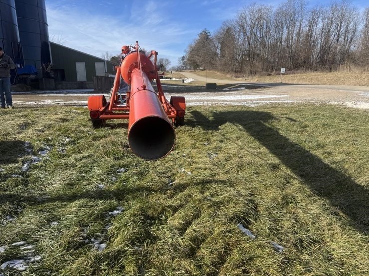 air-powered-pumpkin-cannon-image-6