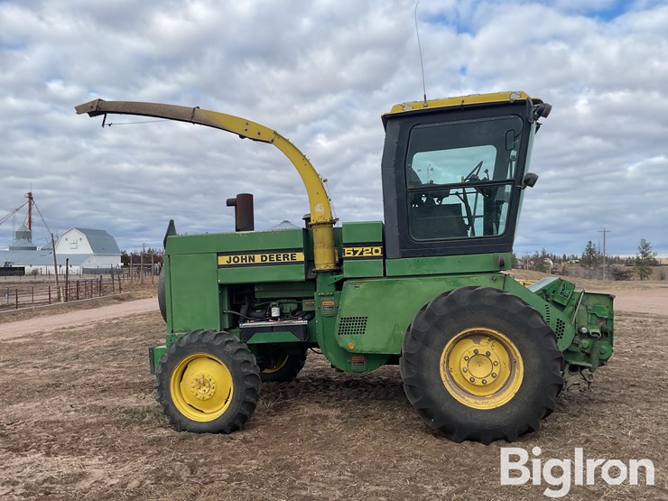 1983-john-deere-5720-image-4