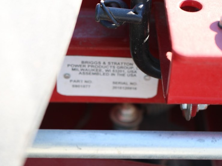 #4133-•-ferris-is3200z-zero-turn-mower-image-7