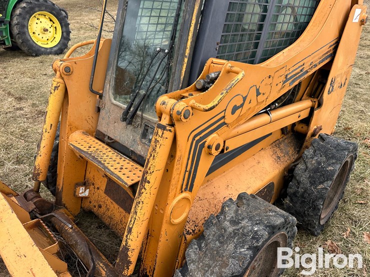 2001-case-85-xt-image-11