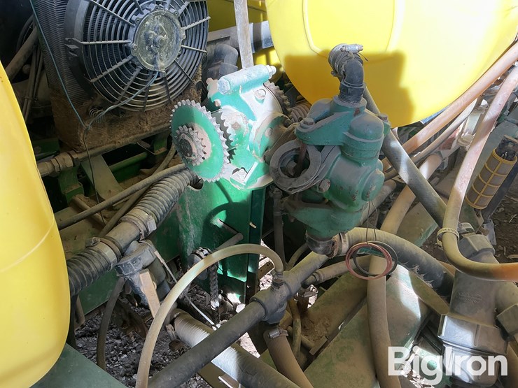 2000-john-deere-1750-image-13