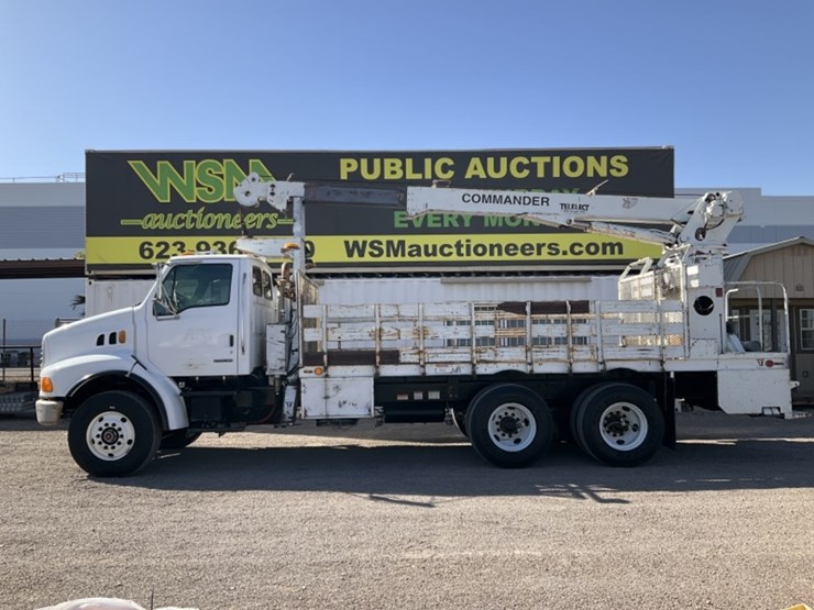 2002-sterling-lt9500-image-1