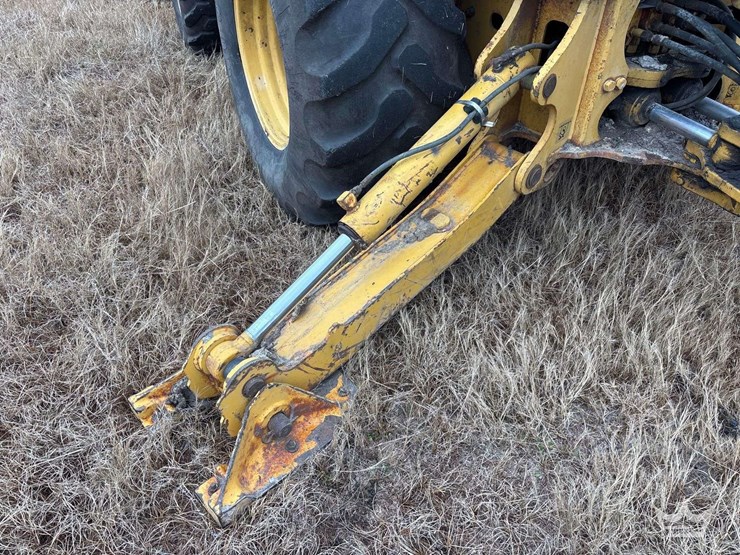 2004-deere-310sg-image-19