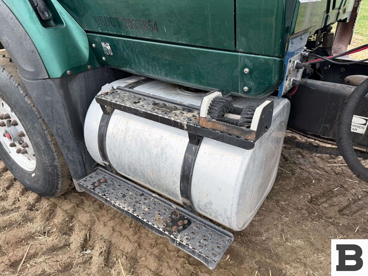 2012-international-workstar-7500-image-13