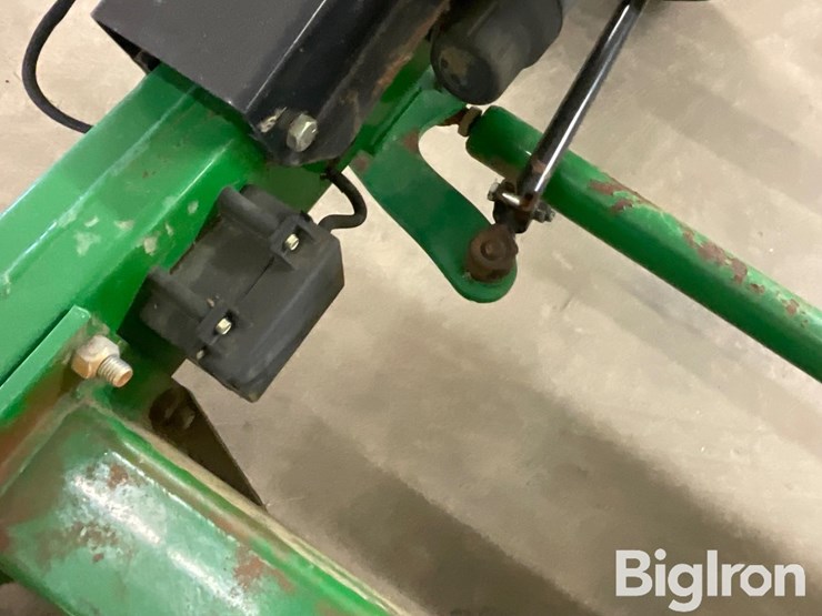 2012-unverferth-aws36-image-15