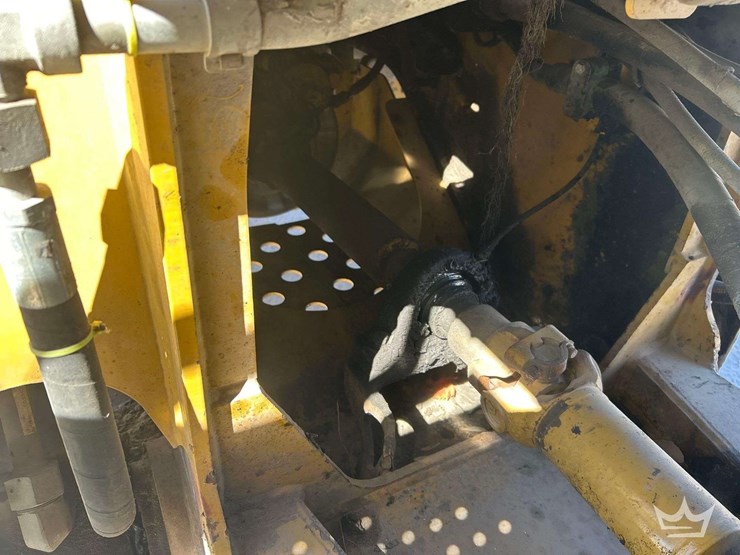 2012-caterpillar-924k-image-20