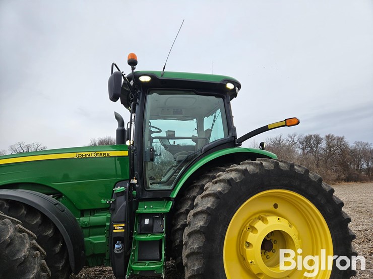 2014-john-deere-8345r-image-17