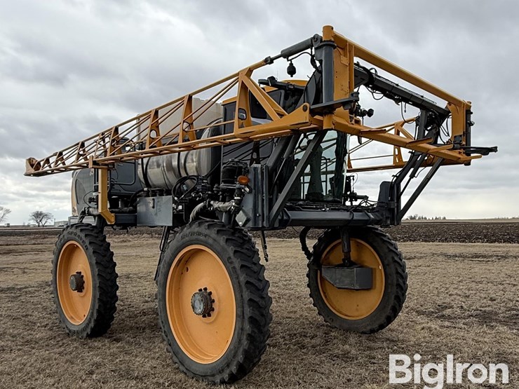 2006-hagie-sts12-image-3