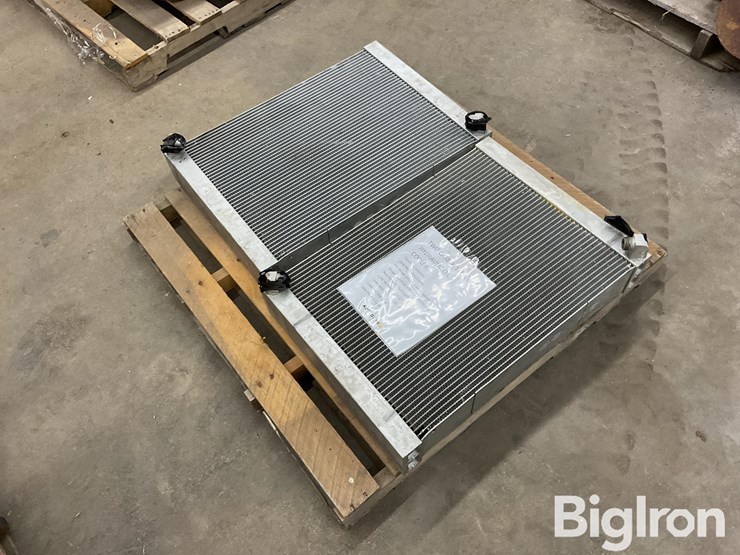 new-holland-615-image-1