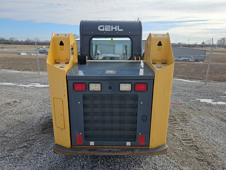 2017-gehl-rt175-image-15