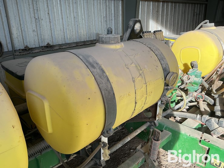 2000-john-deere-1750-image-18