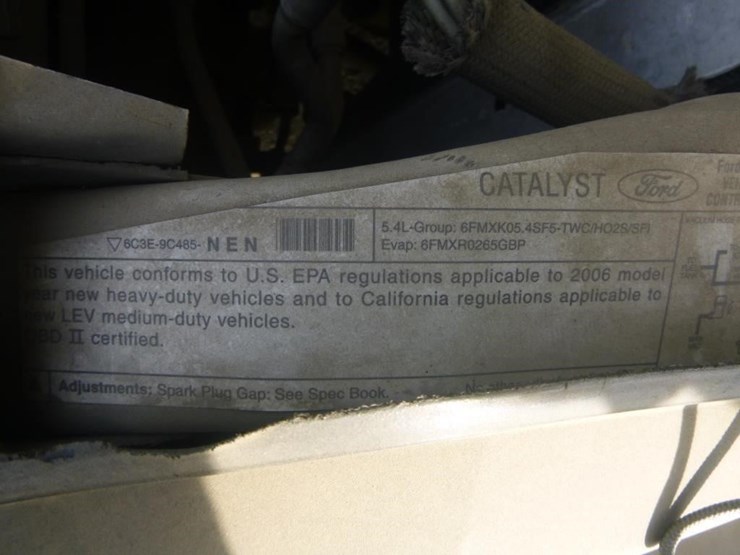 2006-ford-f250-image-18