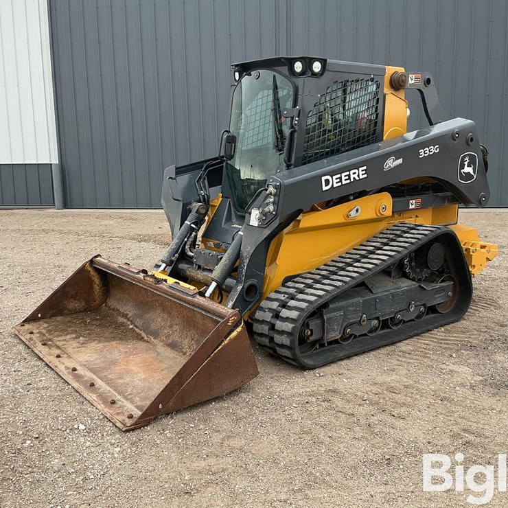 2022 DEERE 333G