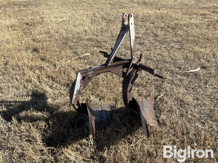 3-pt-2-bottom-plow-image-5