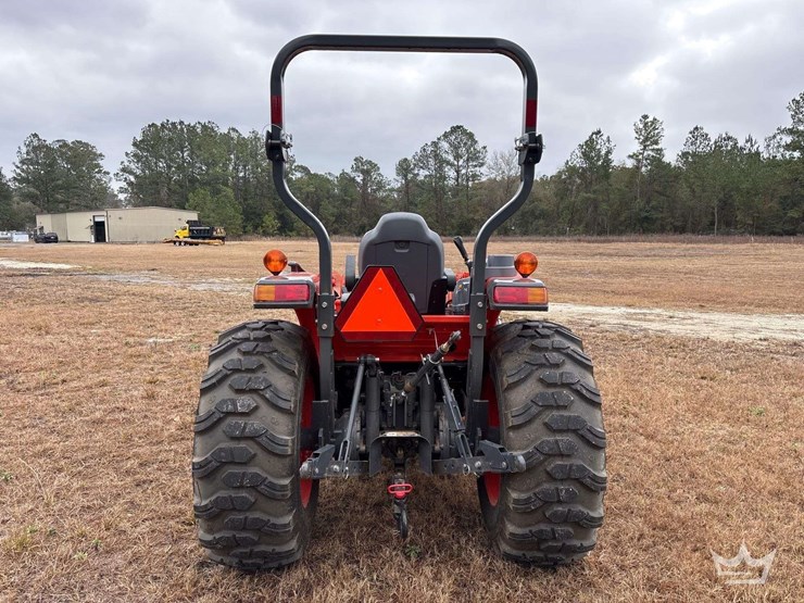 2025-kubota-l4060d-42hp-4wd-utility-loader-tractor-image-39