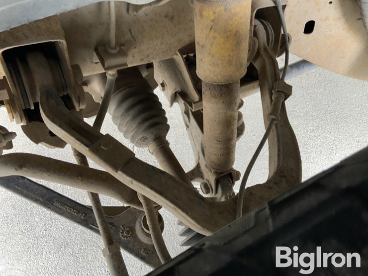 2002-chevrolet-silverado-1500-image-11