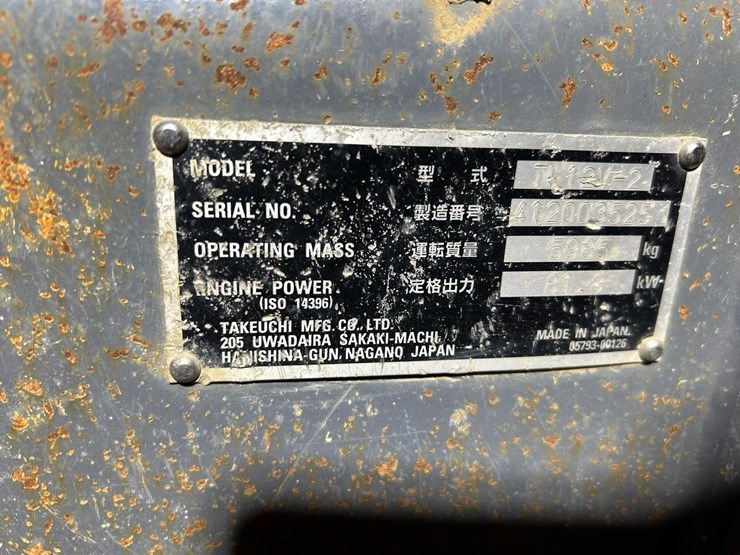 2021-takeuchi-tl12v2-image-29