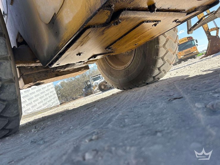 2012-caterpillar-924k-image-26