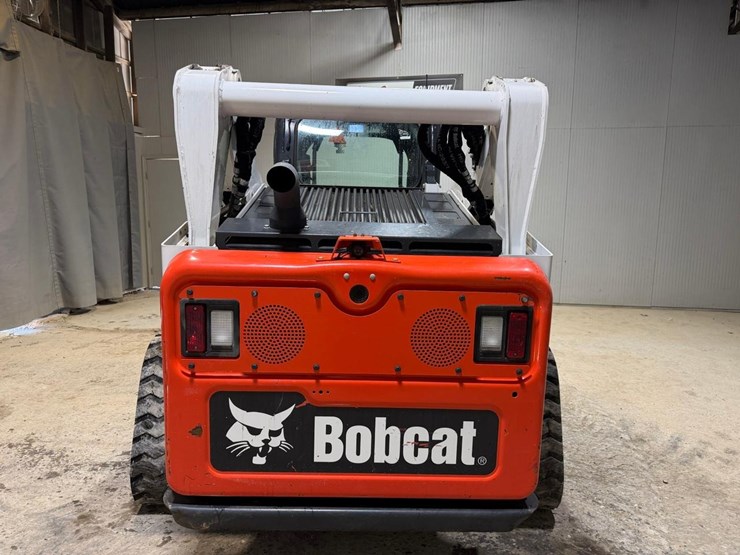 2023-bobcat-t770-image-4