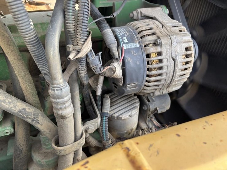 2005-john-deere-7220-image-52
