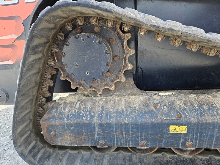 2014-kubota-svl90-2-image-19