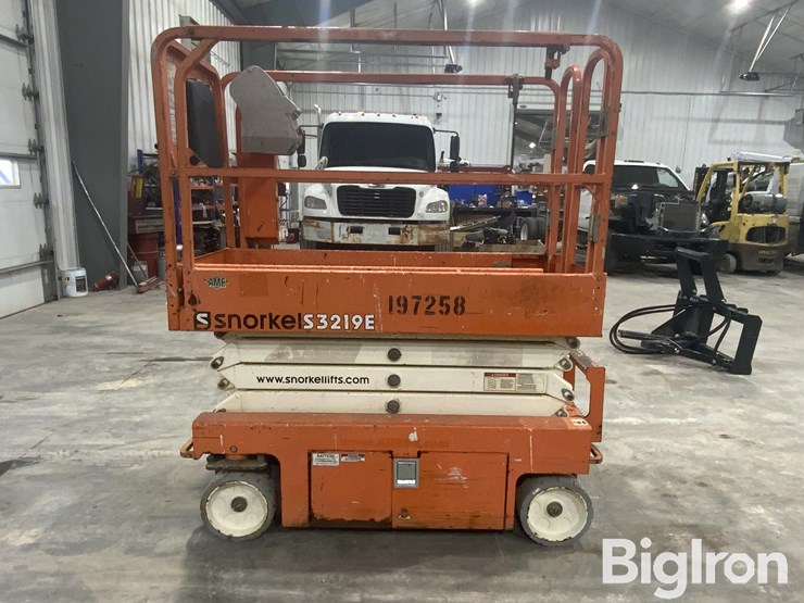 2017-snorkel-s3219e-image-4