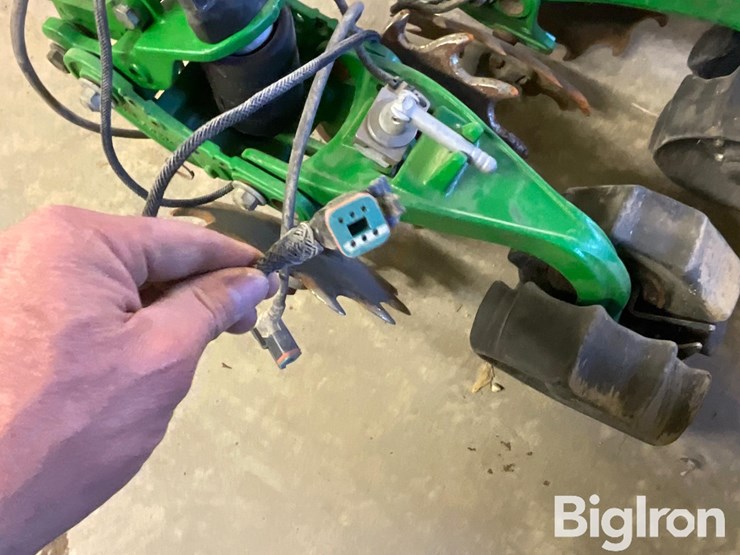 john-deere-1775-image-13