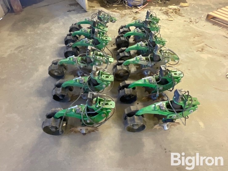 john-deere-1775-image-4