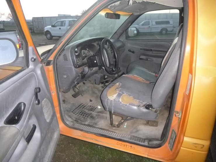 2001-dodge-ram-2500-image-6