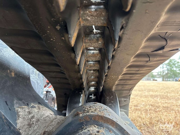 2024-kubota-svl97-2-image-43