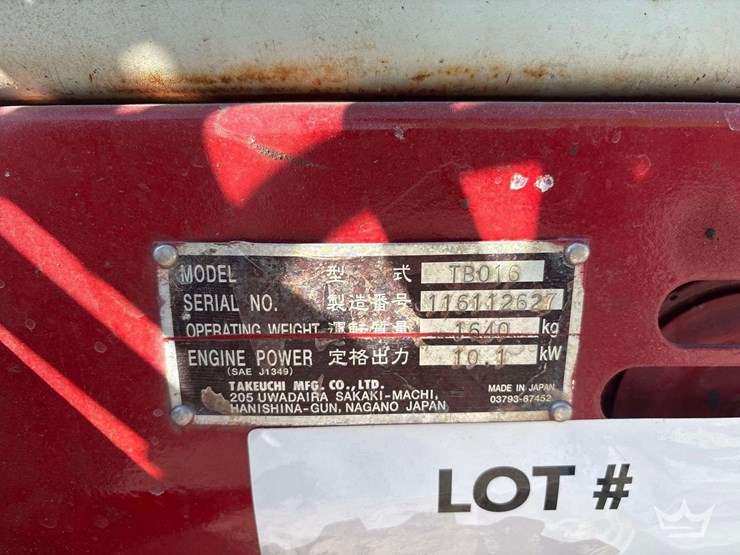 2011-takeuchi-tb016-mini-excavator-image-11