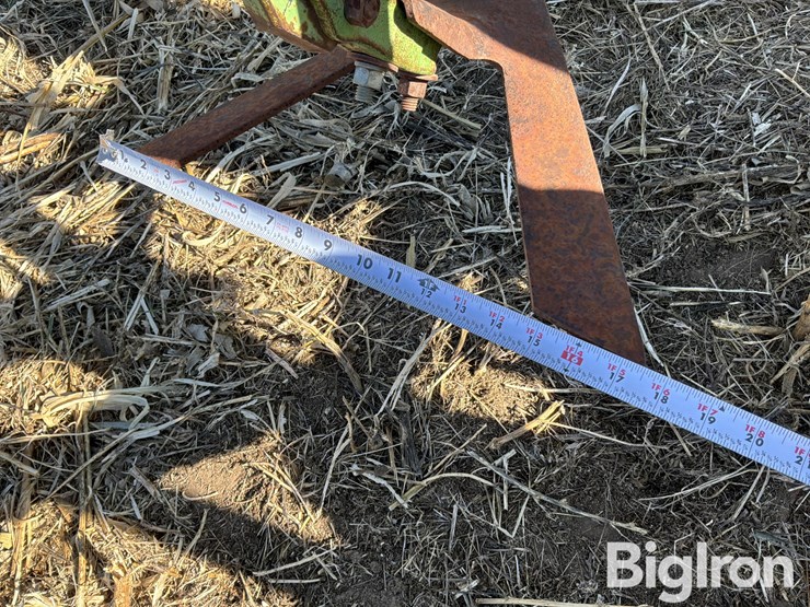 john-deere-3-pt-cultivator/ditcher-image-20