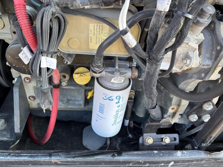 2015-jlg-g5-18a-image-42