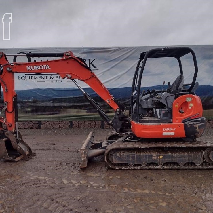 2019 KUBOTA U55-4