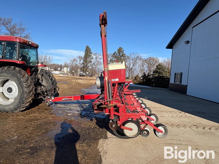 international-900-cyclo-air-image-8