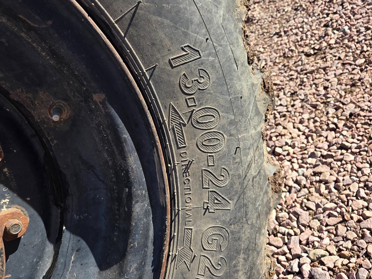 lull-644b-37-image-15