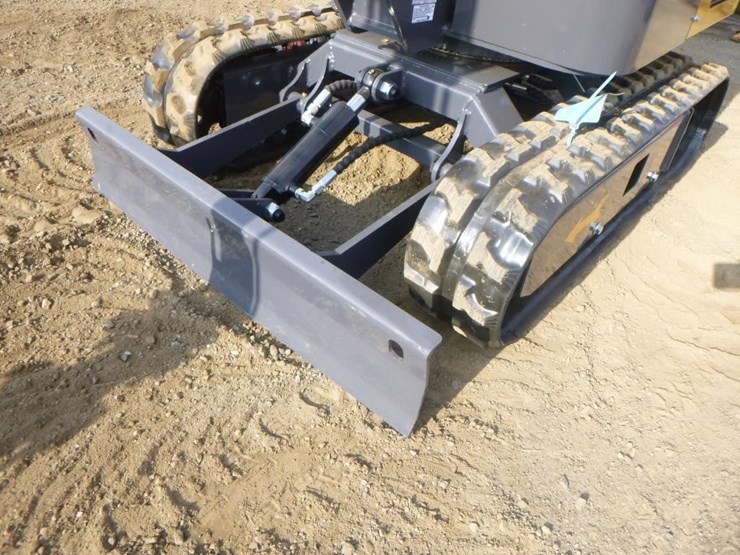 agt-mx12rx-hydraulic-excavator-image-15