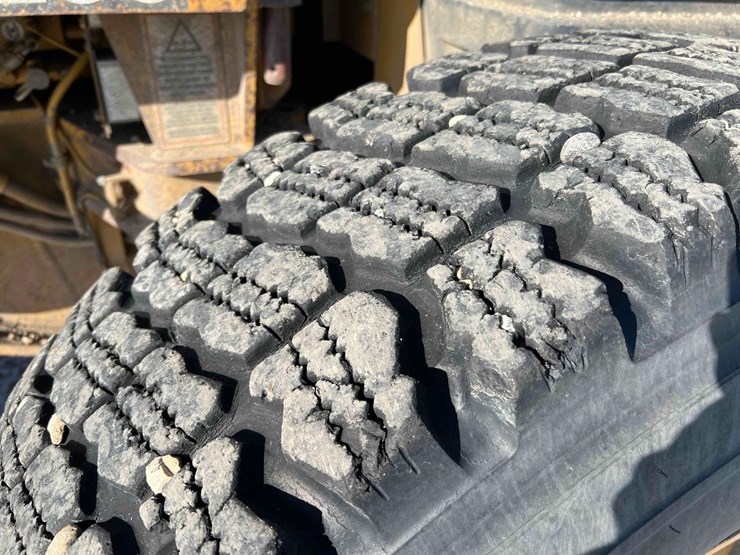 2007-caterpillar-160h-image-71