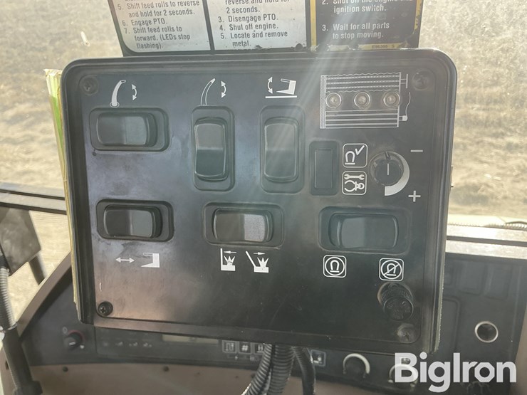 2004-john-deere-3975-image-17